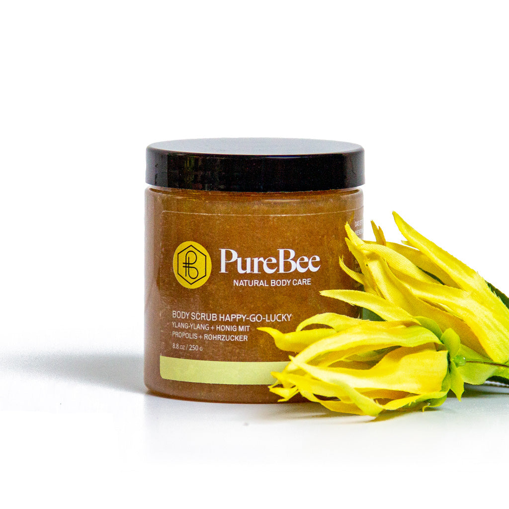 Salut, je suis Happy-go-lucky - le gommage corporel Ylang Ylang !